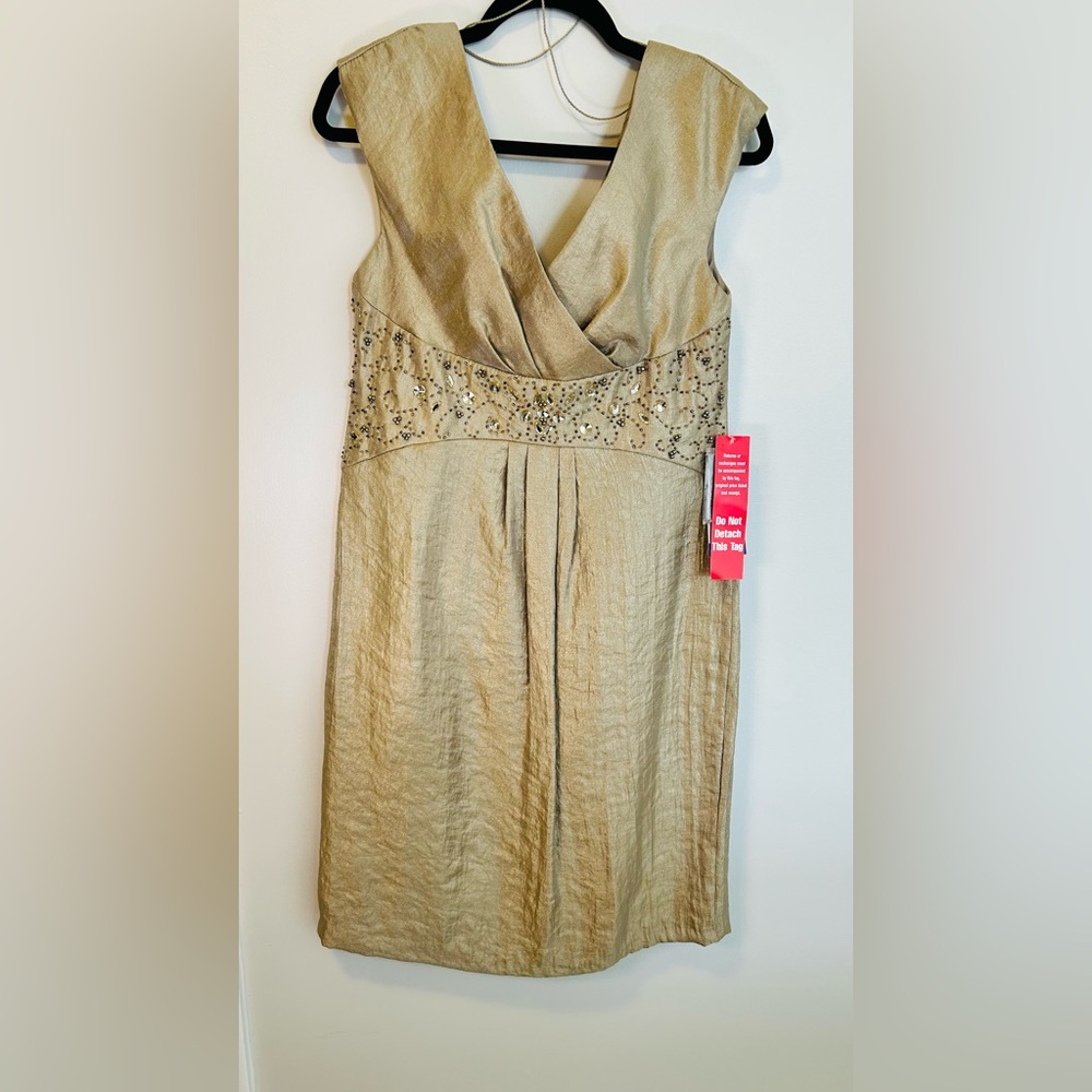 Patra beaded size 12 Elegant Gold Sleeveless Dress